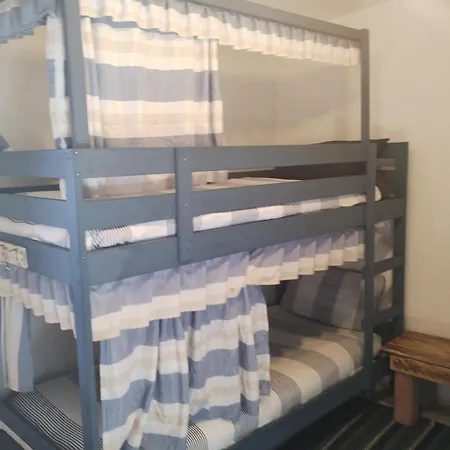 Apartahotel Easkey Hostel *