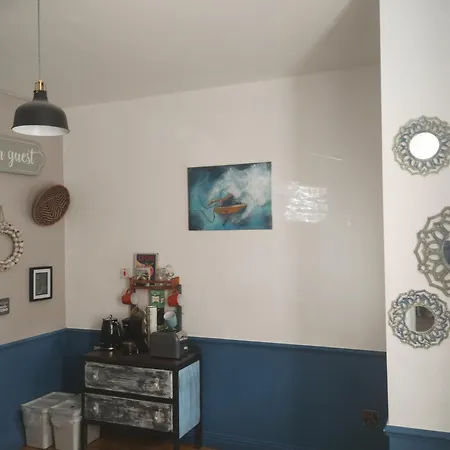 Easkey Hostel Apartmanhotel