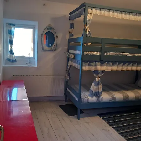 Apartmanhotel Easkey Hostel